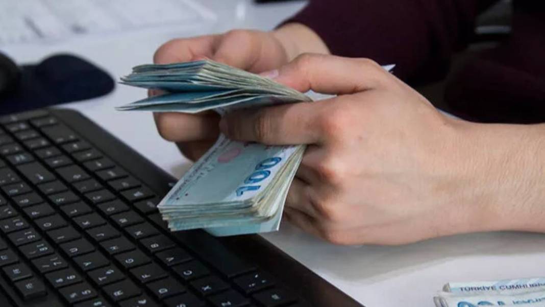 Nisan ayı bereket ayı olacak! Emekliye ve kamu çalışanlarına rekor ikramiye, Ramazan öncesi müjde geldi 6